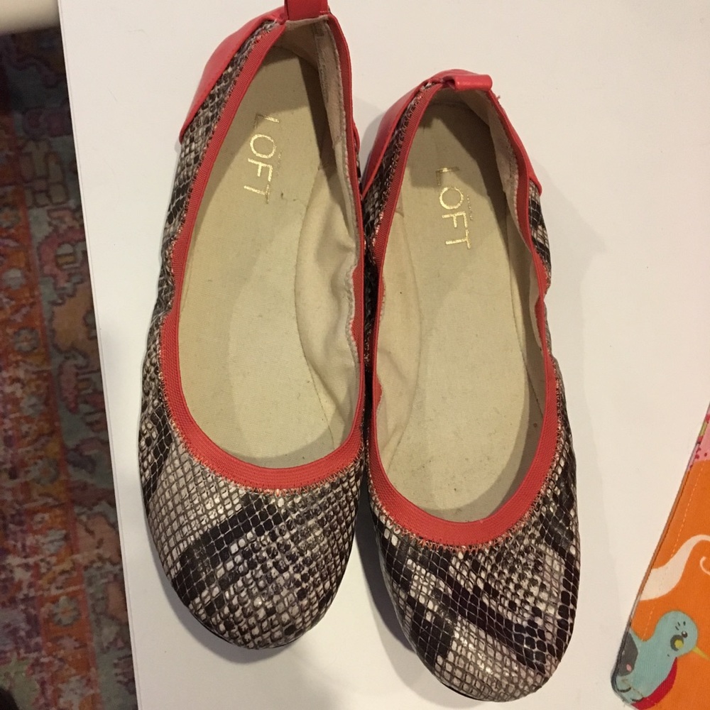 LOFT ballet flats